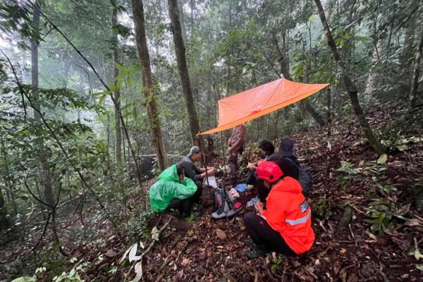 Kabut Hambat Pencarian Faiz Hidayat yang Hilang di Gunung Seulawah