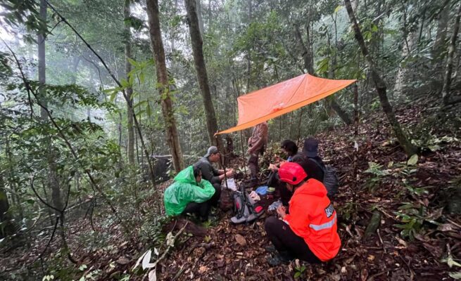 Kabut Hambat Pencarian Faiz Hidayat yang Hilang di Gunung Seulawah