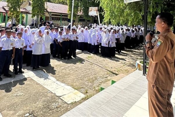 Awali Tahun Pelajaran Baru, SMPN 1 Blangpidie Fokus Bentuk Karakter Lewat MPLS
