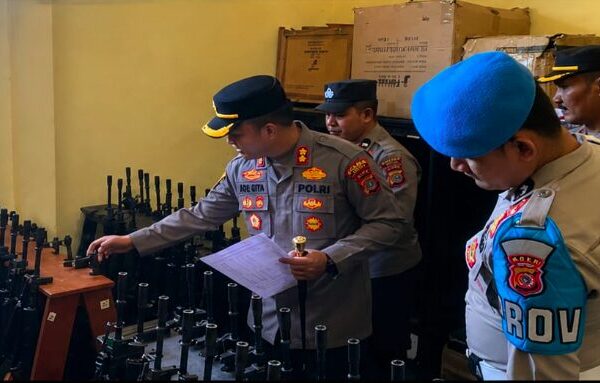 Kapolres Abdya Sidak Personel, Cek Urine, Senpi, hingga Judi Online di HP