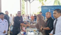Bupati Safaruddin Salurkan Bantuan UEP untuk 70 KPM, Targetkan Penghasilan Warga Naik