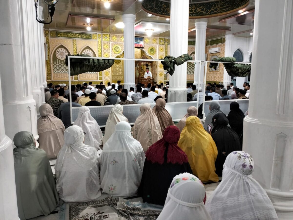 Bupati Safaruddin Ajak Warga Abdya Jaga Shalat dan Makmurkan Masjid