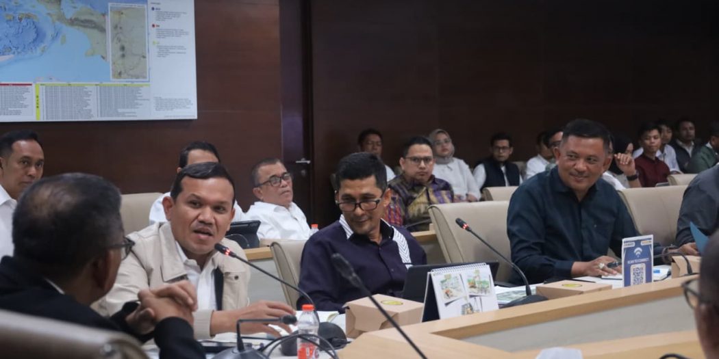 Wagub Dek Fadh Minta Kementerian PU Percepat Pembangunan 7 Jembatan dan Jalan Lesten