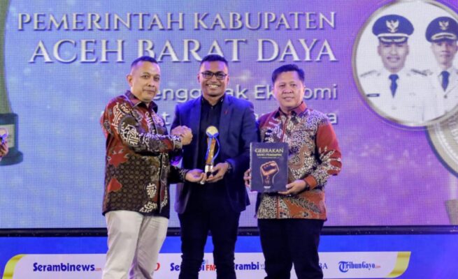 Bupati Safaruddin Raih Penghargaan Serambi Awards 2026