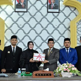 DPRK Banda Aceh Terima R-KUA PPAS 2027, Irwansyah Soroti Infrastruktur hingga Penyakit Sosial