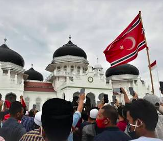 22 Tahun Damai Aceh, Ribuan Warga Zikir dan Doa di Masjid Raya Baiturrahman