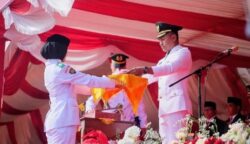 Safaruddin Pimpin Pengibaran Merah Putih pada HUT ke-81 RI di Abdya